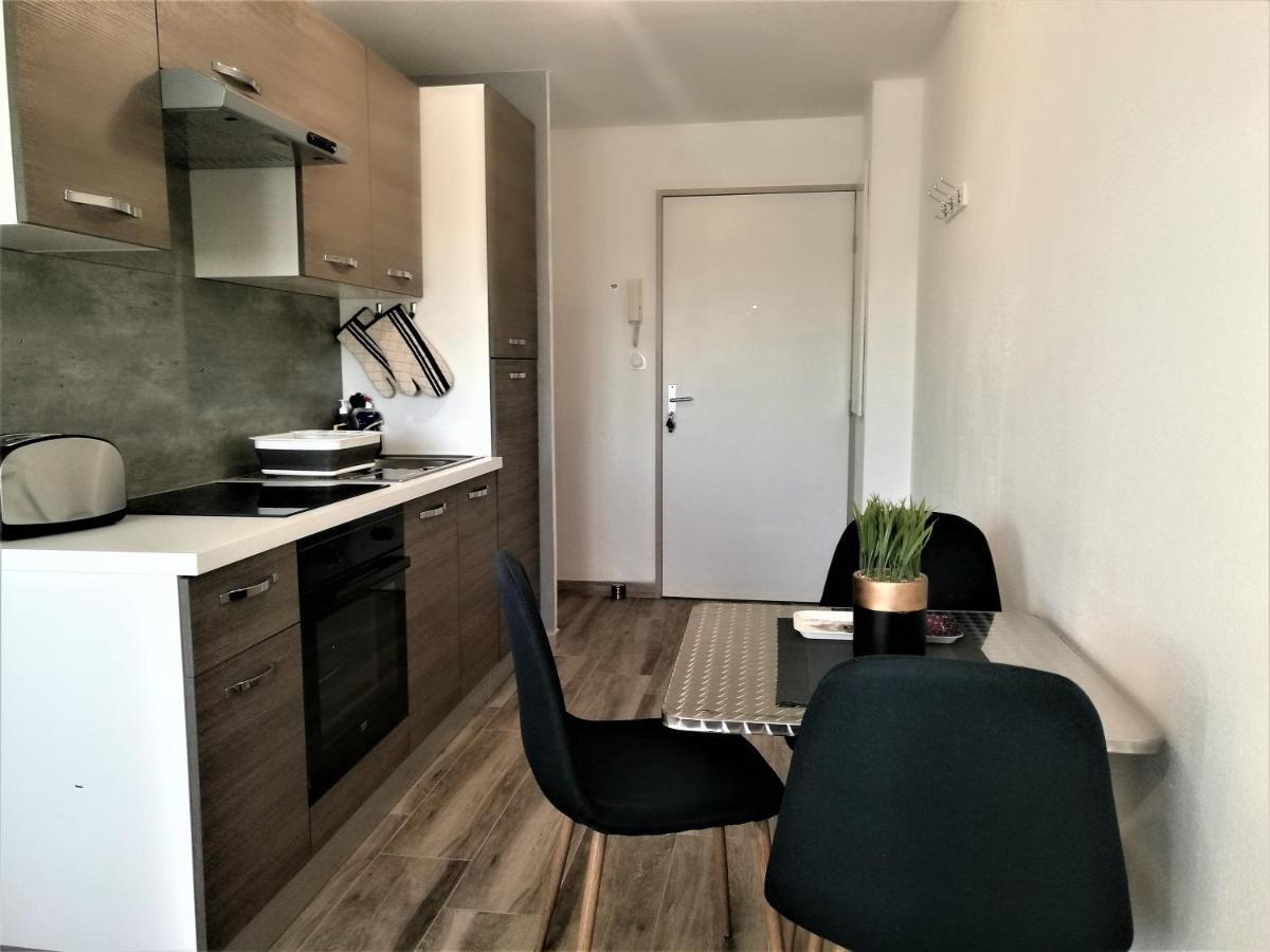 T2 Centre Place Mediterranee Apartment *